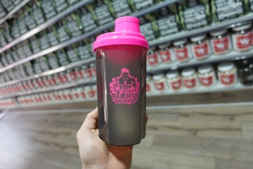 protein shaker pink